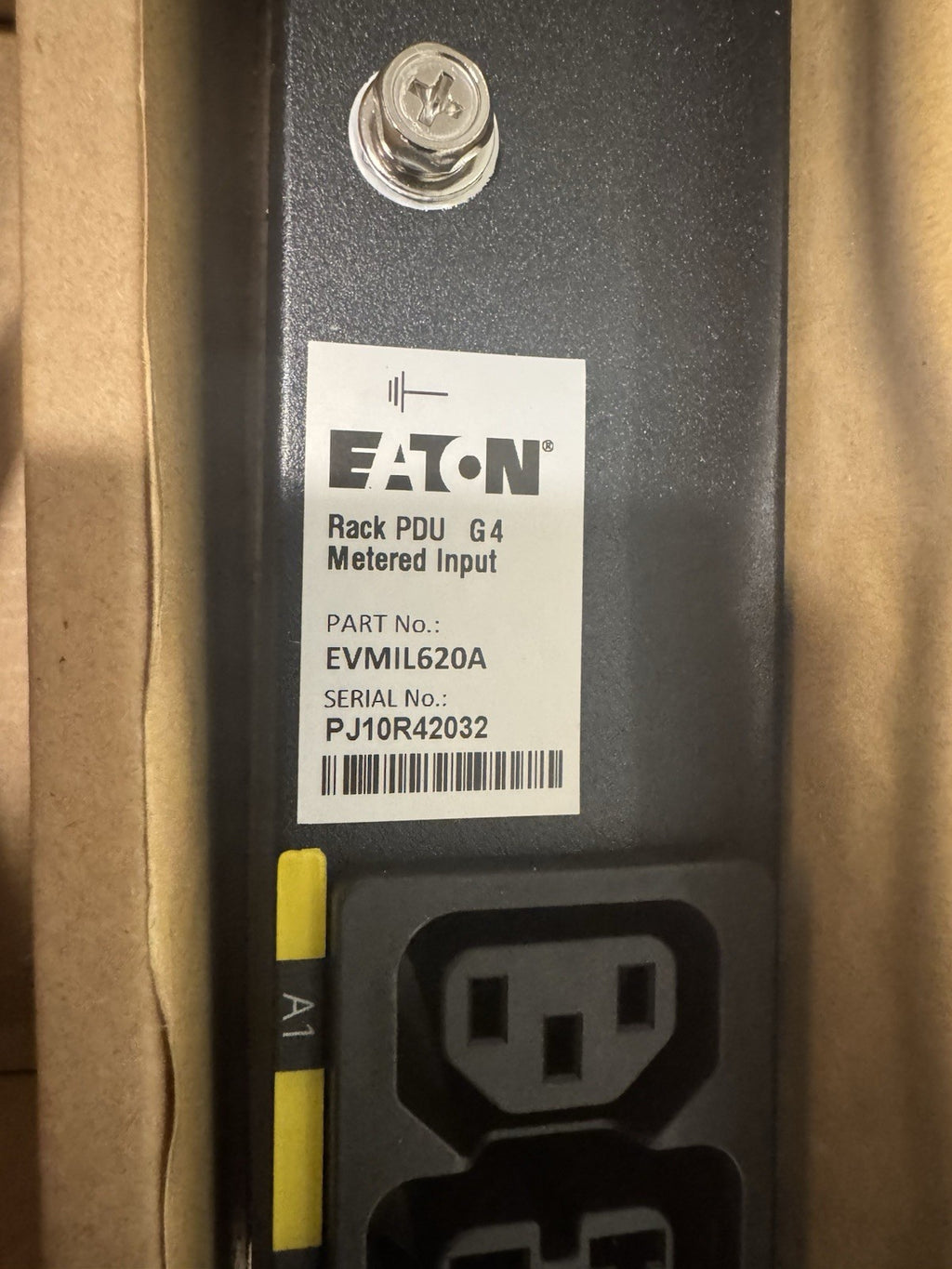 Eaton EVMIL620A Metered Input Rack PDU 100-240V 24 Outlet 16A NEW IN BOX!