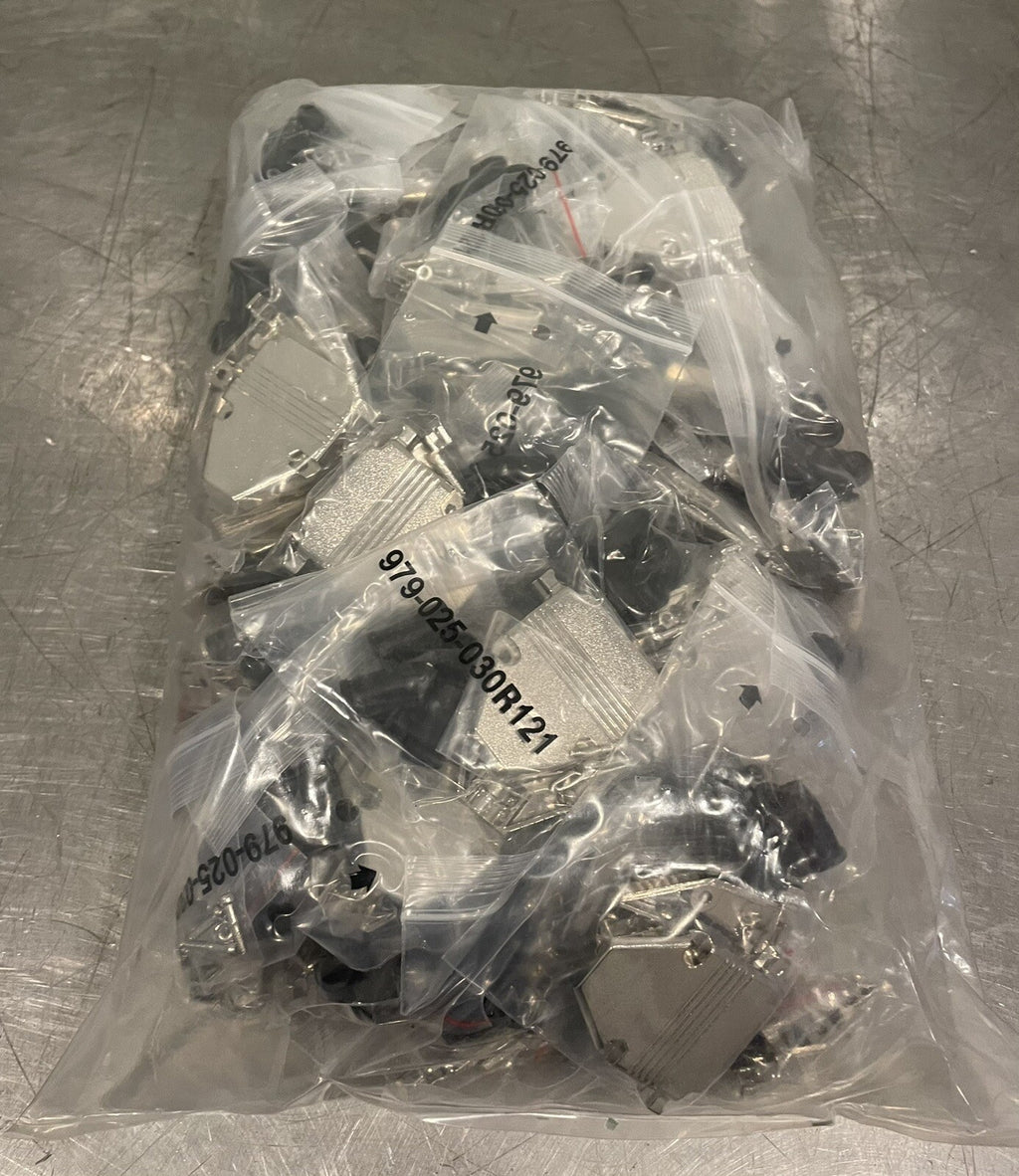 Norcomp 979-025-030R121 D-Sub Backshell Connector 979 Series NEW! FREE SHIPPING!