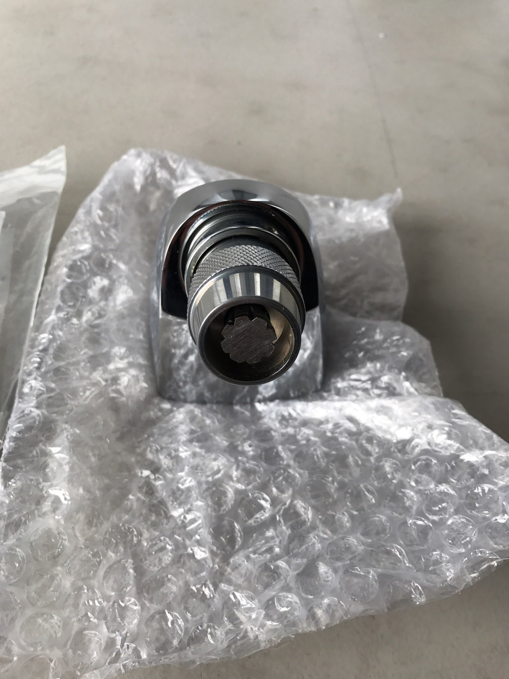 Symmons Institutional 1-Spray Chrome Showerhead 4-295-A NEW