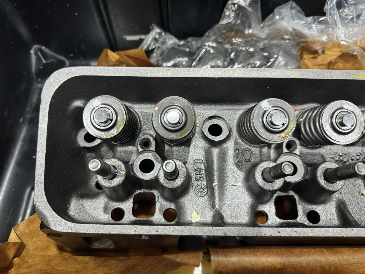 2CH4 Cylinder Head ASSY! NO CORE CHARGE! NEW IN CASE! FREE SHIPPING!