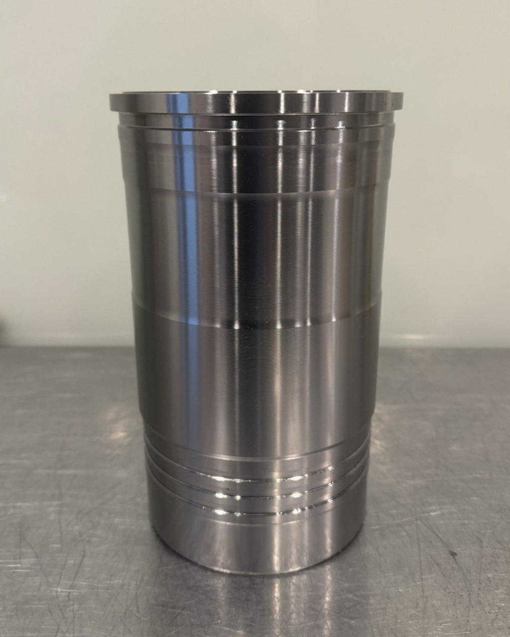 Caterpillar 556-0701 CAT Cylinder Liner Genuine NEW IN BOX! FREE SHIPPING!