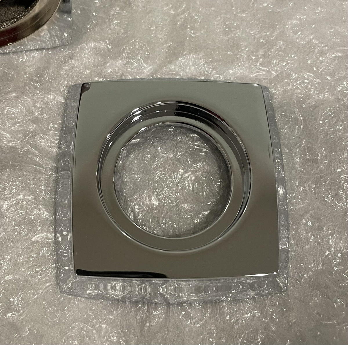Delta T2764 Roman Tub Trim Chrome NEW IN BOX! FREE SHIPPING!