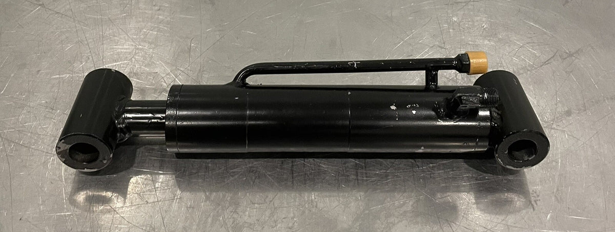 Hydraulic Cylinder 2.5” Bore 1.375” Rod 18” Long Black NEW! FREE SHIPPING!