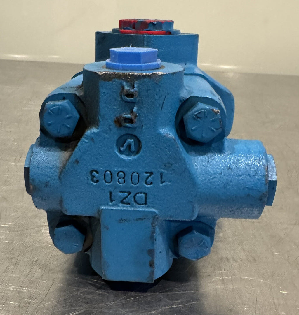 Eaton 719AR00055A Hydraulic Vane Pump V10F1S7T38C8J20L NEW! FREE SHIPPING!