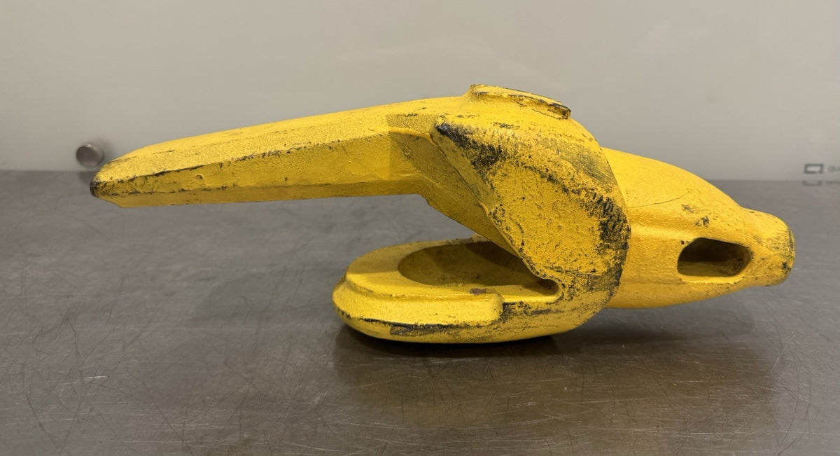 Komatsu K617525L Bucket Corner Adapter NEW! FREE SHIPPING!