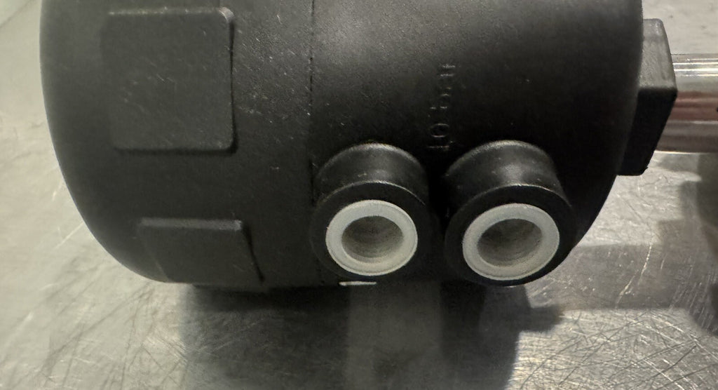 Burkert Type 2000 Pneumatic 2/2-Way Piston Angle Seat Valve 454791 NEW IN BOX!