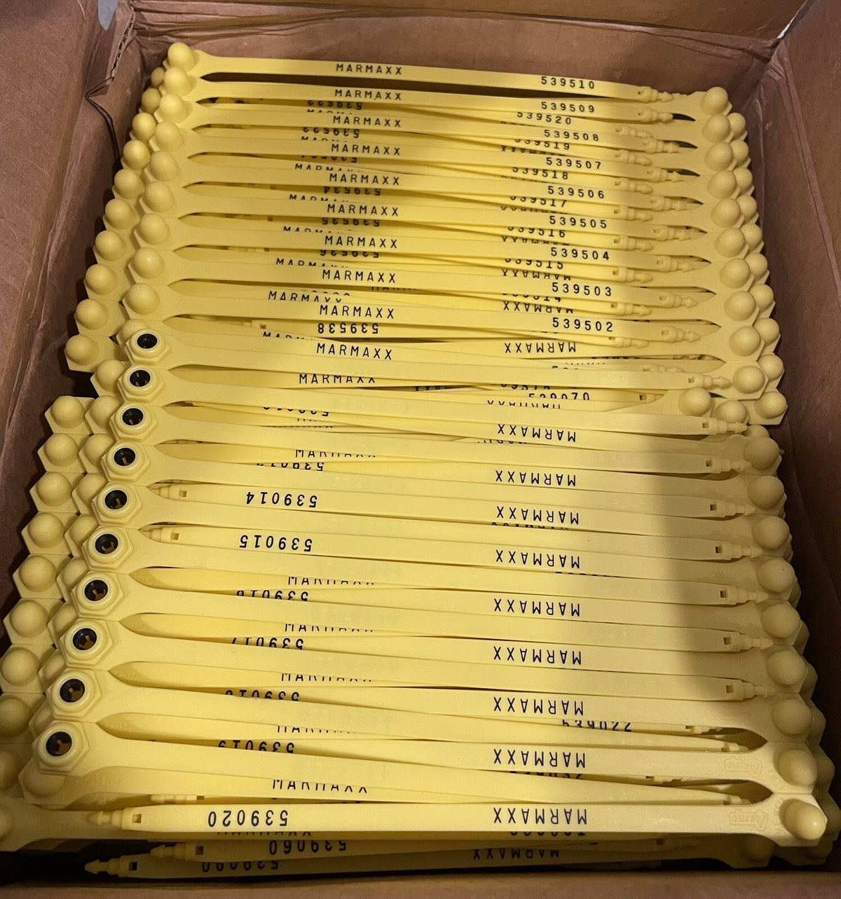 Marmaxx Mega Fortris 120086 Tamper Seal Yellow & Black Security 1000Pack NEW!