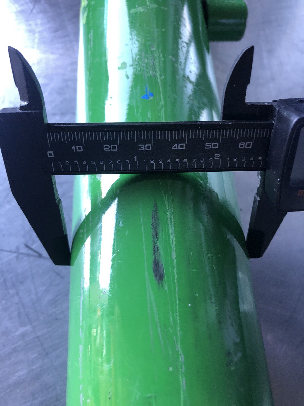 Green Hydraulic Cylinder 40.5” John Deere 2.5” Wide A060520545 NEW!!
