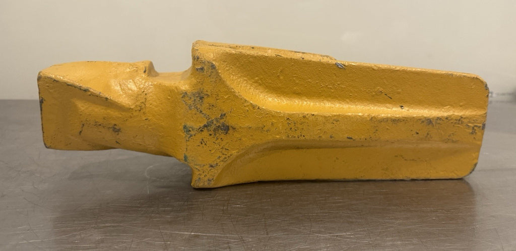 Romac 5856-V43 Bucket Tooth Adapter For Esco John Deere NEW! FREE SHIPPING!
