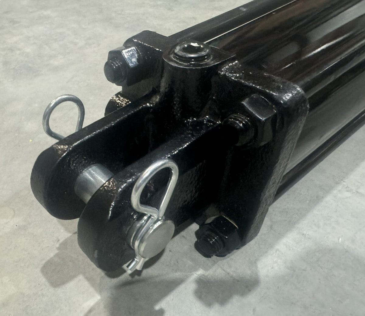 Maxim 218-332 Hydraulic Cylinder 4” Bore 24” Stroke 2” Rod 2500 PSI NEW!