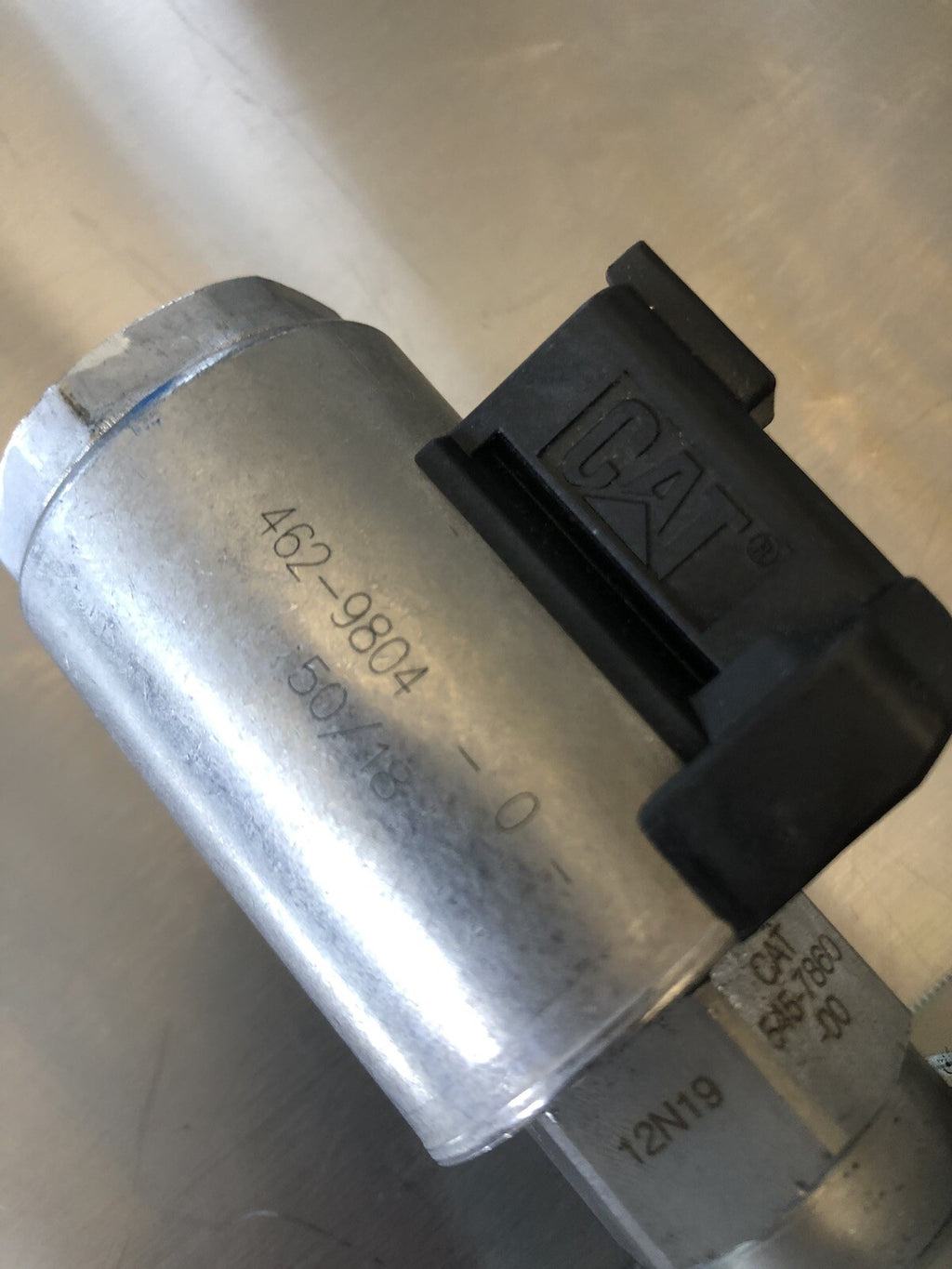 CAT 545-7861 Caterpillar Solenoid Valve 462-9084 NEW!! FREE SHIPPING!!!