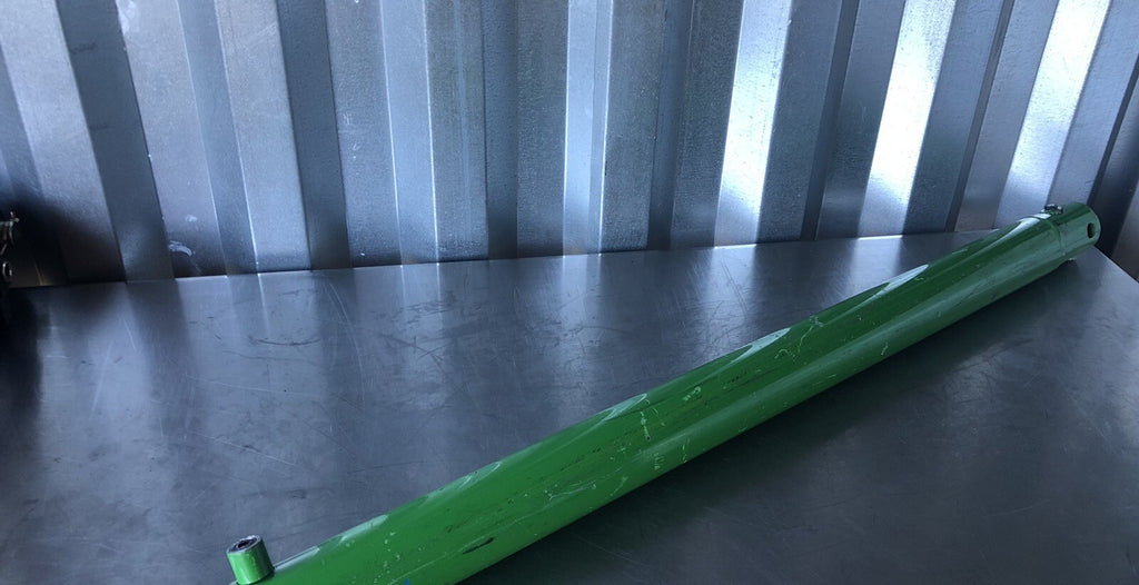 Green Hydraulic Cylinder 40.5” John Deere 2.5” Wide A060520545 NEW!!