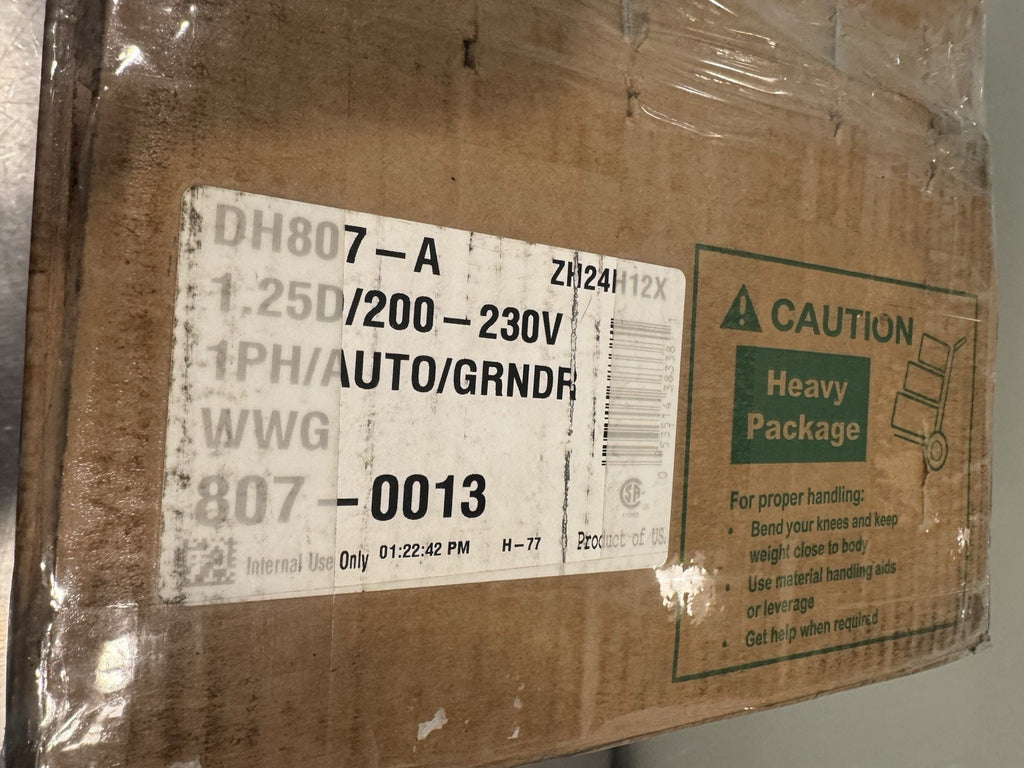 Zoeller 807-0013 Grinder Pump 200-230V 3400 RPM 1HP 6 Amp NEW IN BOX! SHIPS FREE