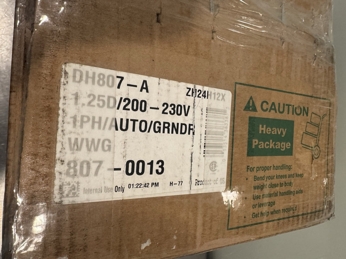 Zoeller 807-0013 Grinder Pump 200-230V 3400 RPM 1HP 6 Amp NEW IN BOX! SHIPS FREE