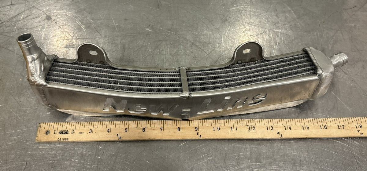 New Line Curved Radiator DENT NEW! FREE SHIPPING!