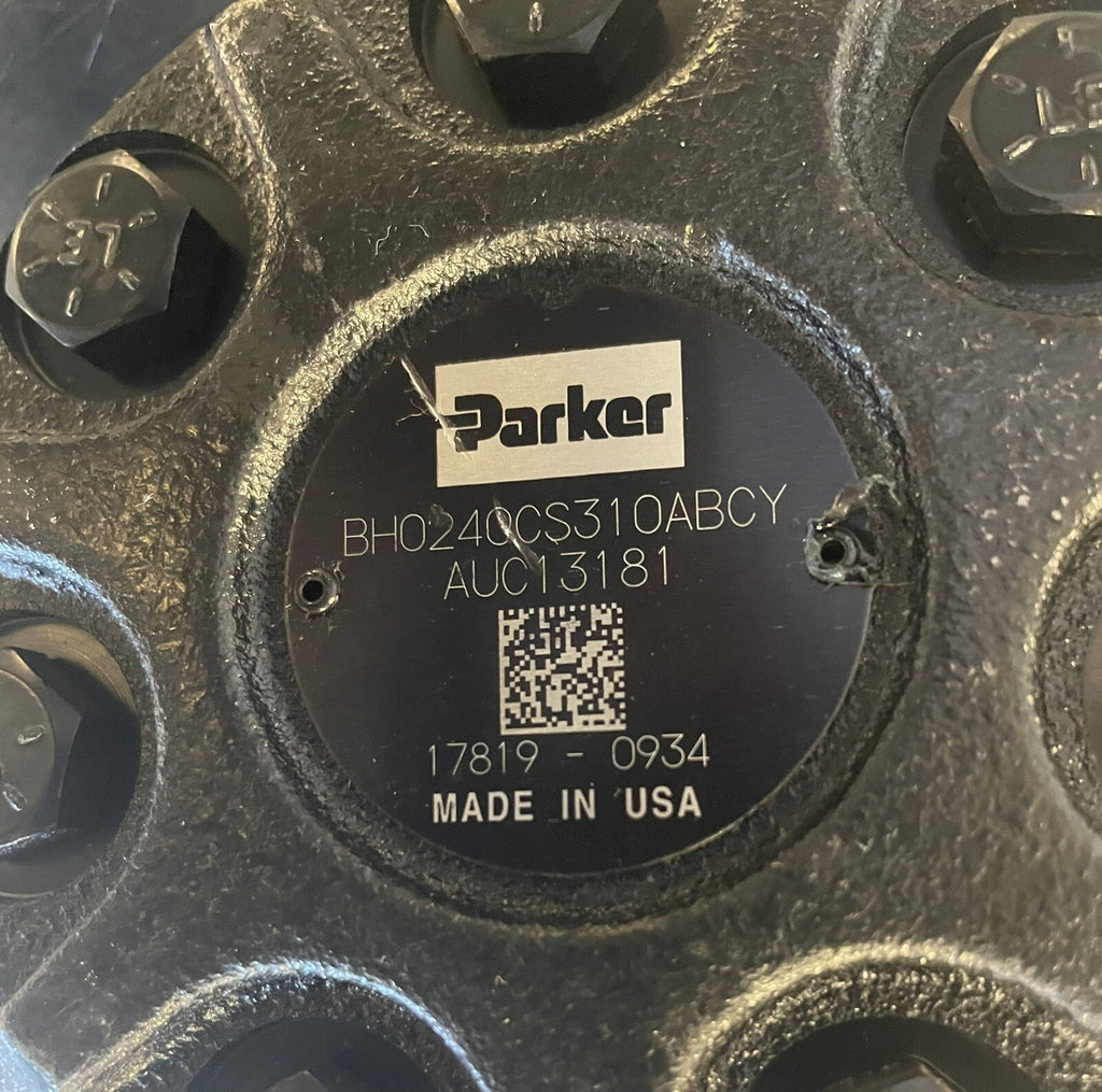 Parker AUC13181 John Deere Hydraulic Motor NEW! FREE SHIPPING!