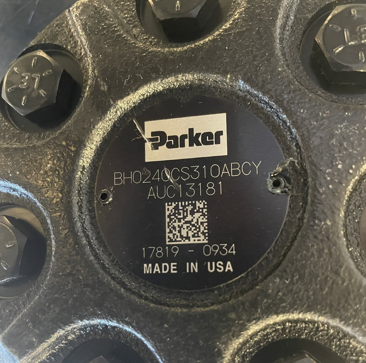 Parker AUC13181 John Deere Hydraulic Motor NEW! FREE SHIPPING!