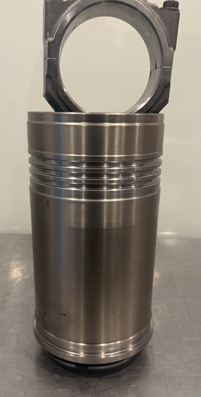 2243245 Rod W/ Piston & Cylinder CAT C15 PLUS MORE NEW! FREE SHIPPING!