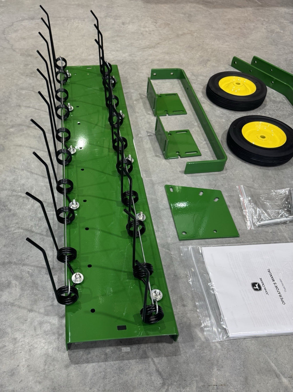 John Deere TA-400JD Thatcherator 40” Tow Behind NEW IN BOX! SHIPS FREE!
