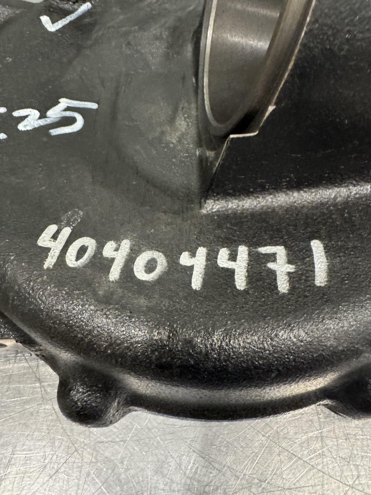 40404471 Tractor Front Axle Shaft Housing NEW! FREE SHIPPING!