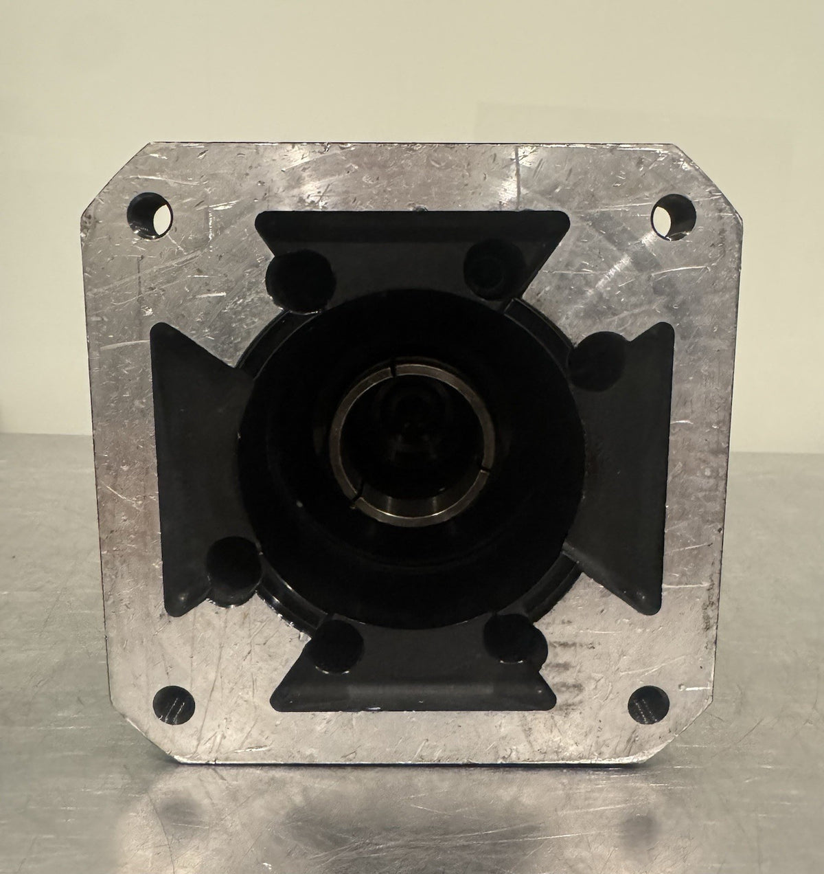 Apex Dynamics AB180-S2-P2 Planetary Gearhead 004:1 Ratio NEW! FREE SHIPPING!