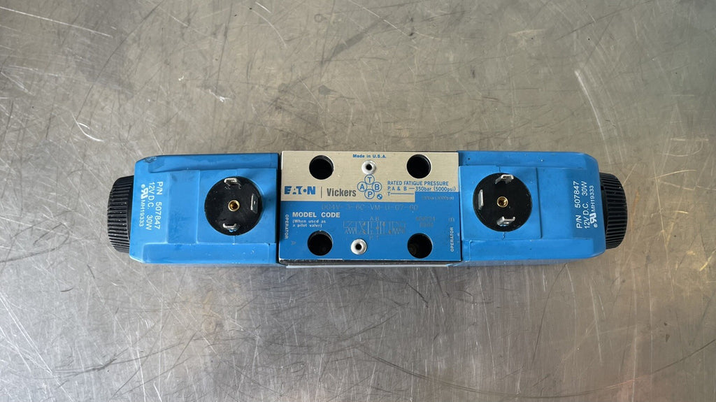 Eaton DG4V-3-6C-VM-U-G7-60 Directional Control Valve 859724 NEW! FREE SHIPPING!