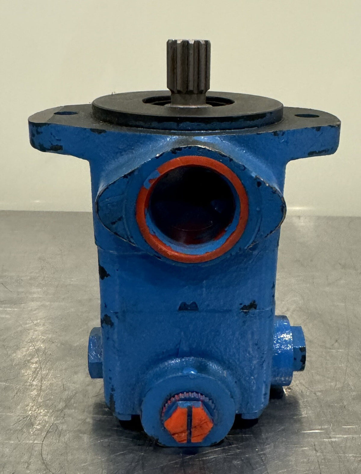081-0033 Hydraulic Vane Pump 11 Spline NEW! FREE SHIPPING!