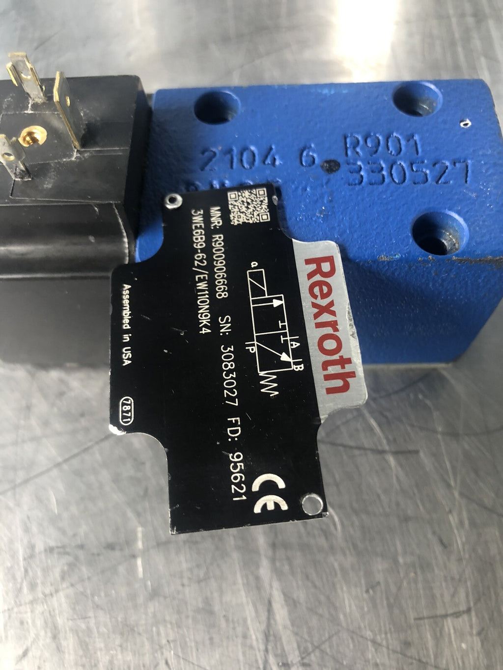 Rexroth R900906668 Bosch Hydraulic Solenoid Valve Assy NEW!! FREE SHIPPING!!