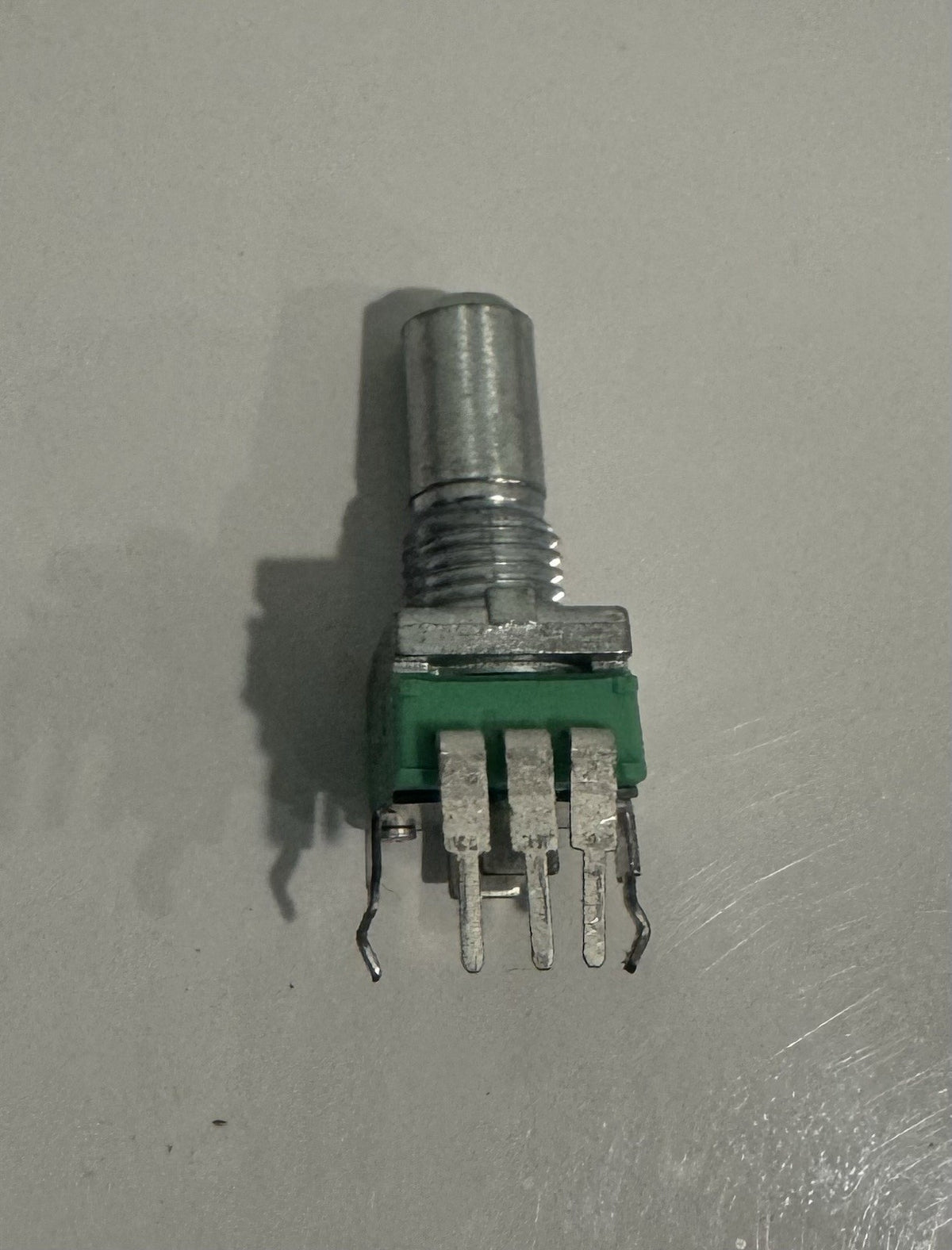 P0915N-FC15BR10K Potentiometer Variable Resistors PACK OF 60 NEW! FREE SHIPPING!