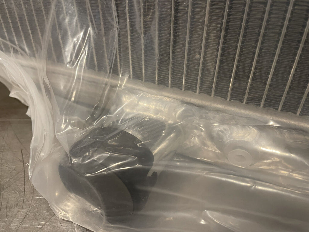 Luxerad SSRAD0099 Aluminum Core Radiator NEW IN BOX! FREE SHIPPING!