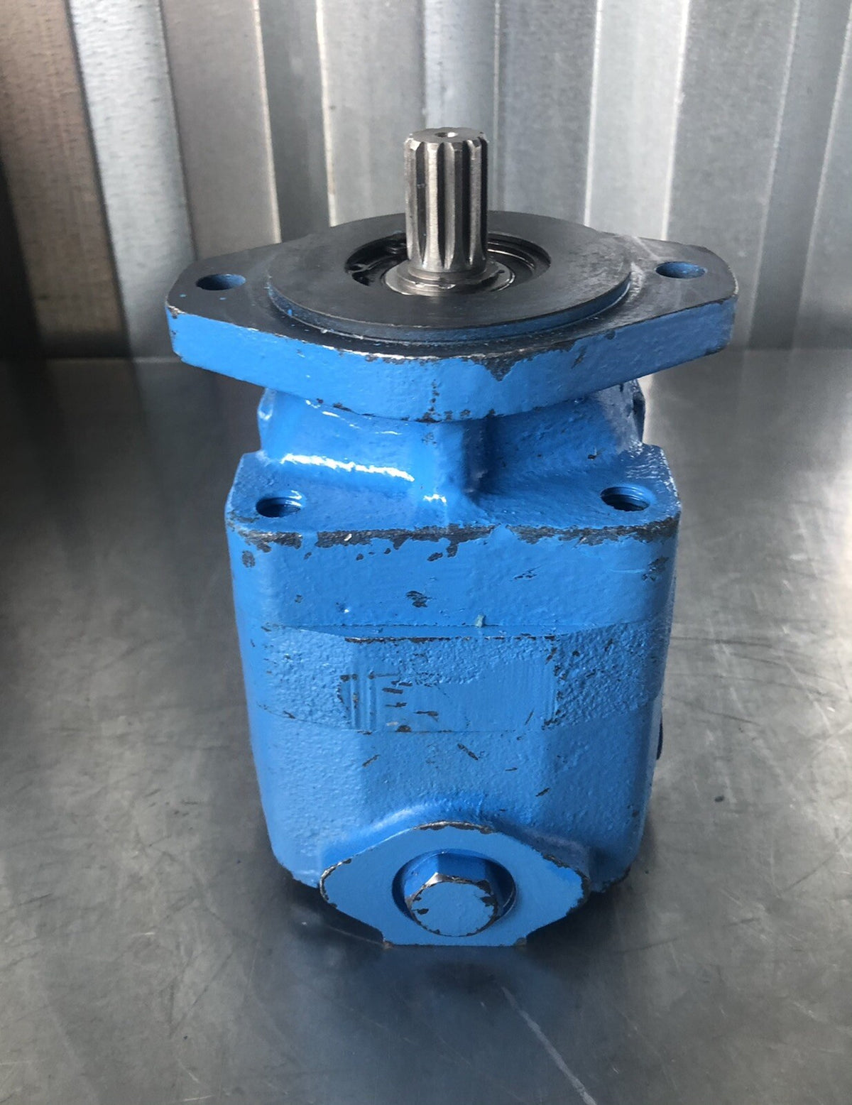FluiDyne A3840003-013 Hudraulic Vane Pump Steering Pump NEW! FREE SHIPPING!
