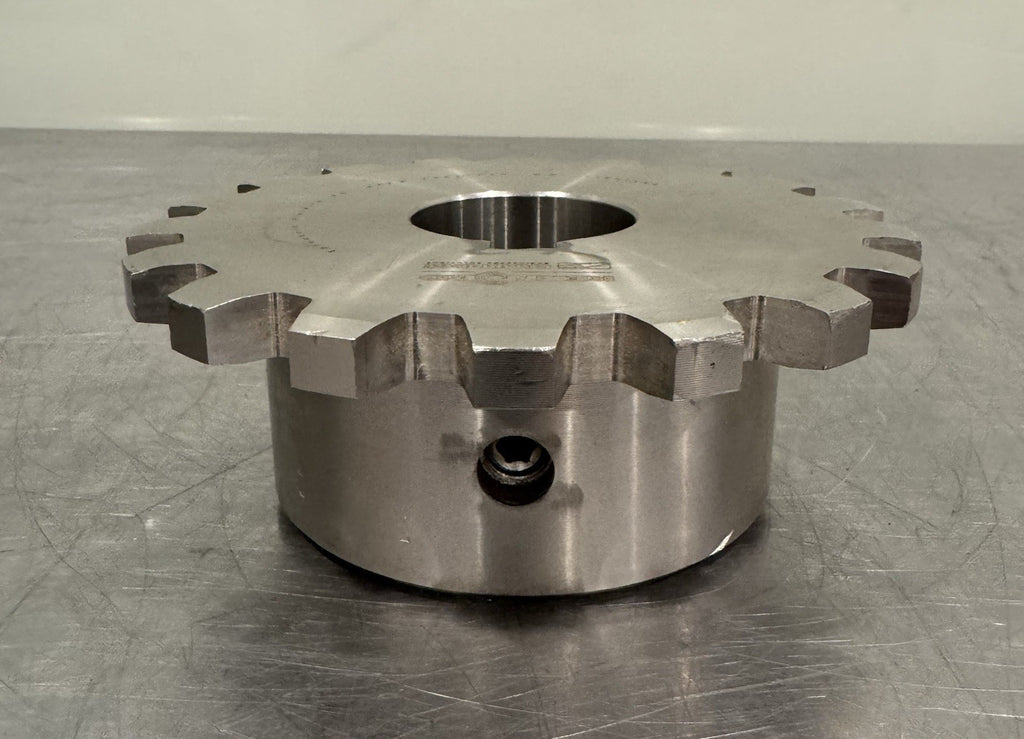 Rexnord Cambridge SKFW-T304-Y4V Sprocket Gear Single Row 18 Teeth 31651306 NEW!