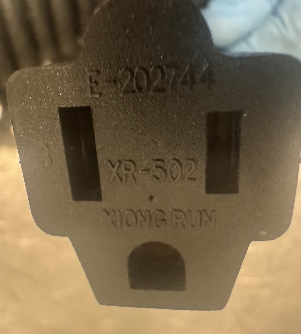 E218701 SJE00W 18AWGX3C 300V Power Cable Water Resistant Plug Assembly NEW!