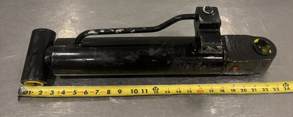 WCM2780060 Hydraulic Cylinder STK3481411A131 1.5” Rod NEW! FREE SHIPPING!