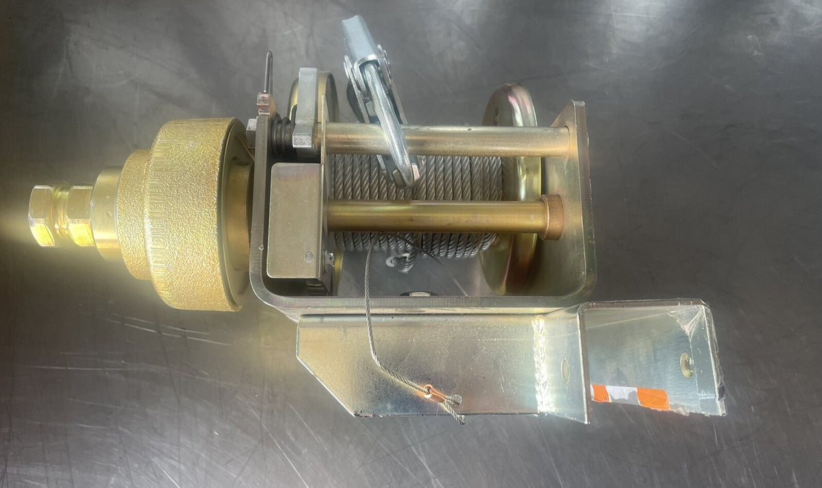 3M AK205AG Confined Space Brake Winch 300LB 50’ NEW! FREE SHIPPING!