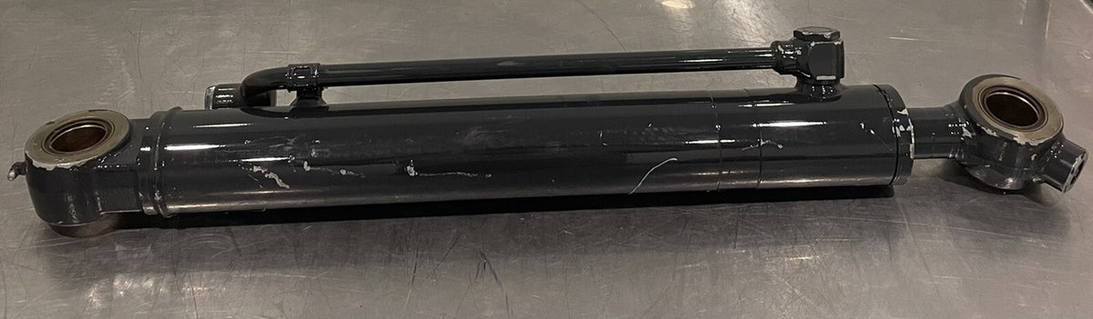 Hitachi YD00000368 Hydraulic Cylinder NEW! FREE SHIPPING!!
