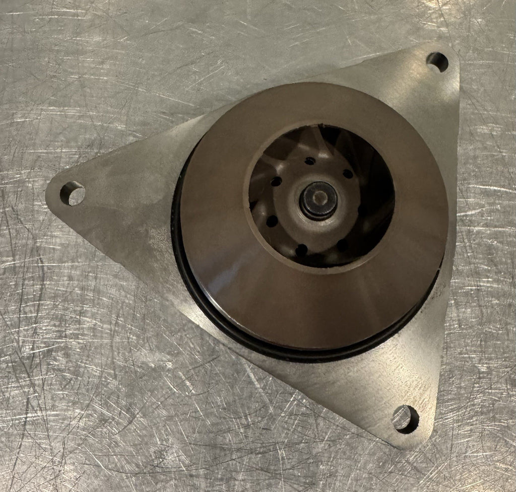 CNH 90380503 Engine Water Pump Genuine Case New Holland Case iH NEW IN BOX!