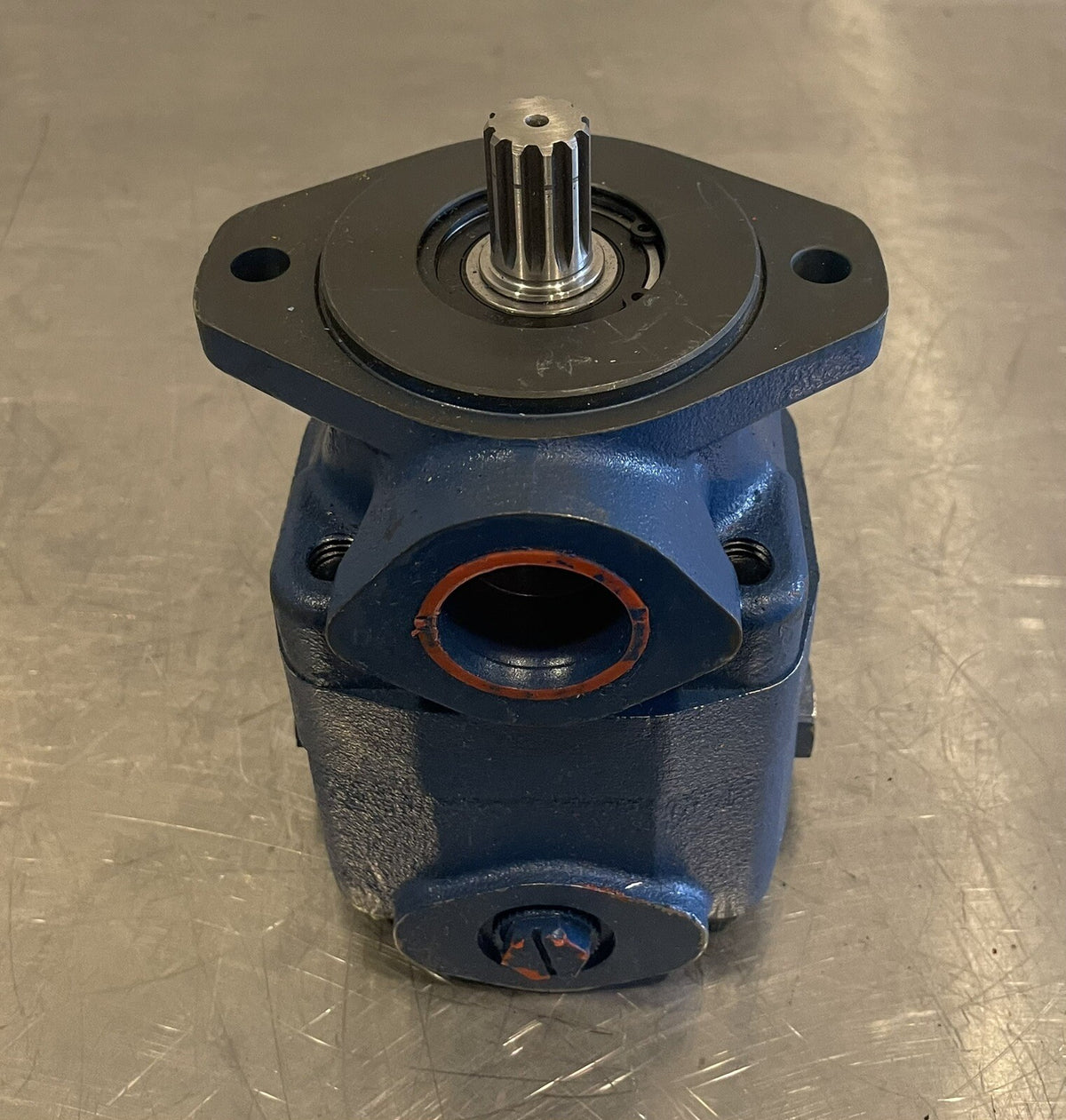 Fluidyne WF820598 Hydraulic Vane Pump A3840003-014 NEW! FREE SHIPPING!