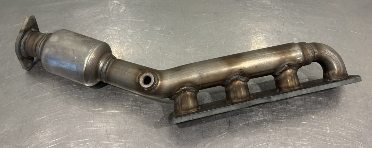 Magnaflow 49356 Direct Fit Catalytic Converter Stainless NEW IN BOX! SHIPS FREE!
