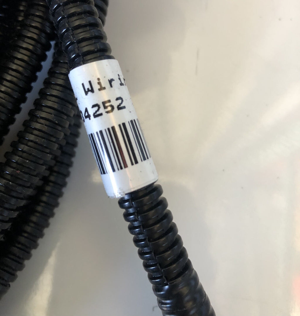 John Deere AH134252 Stubble Light Wiring Harness NEW! FREE SHIPPING!!