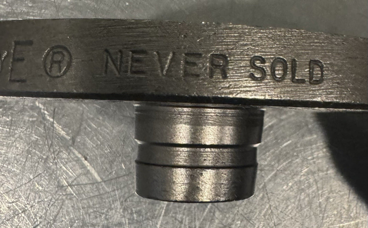 Kasco Never Sold 52F 0.77 Blade Hook-Eye NEW! FREE SHIPPING!
