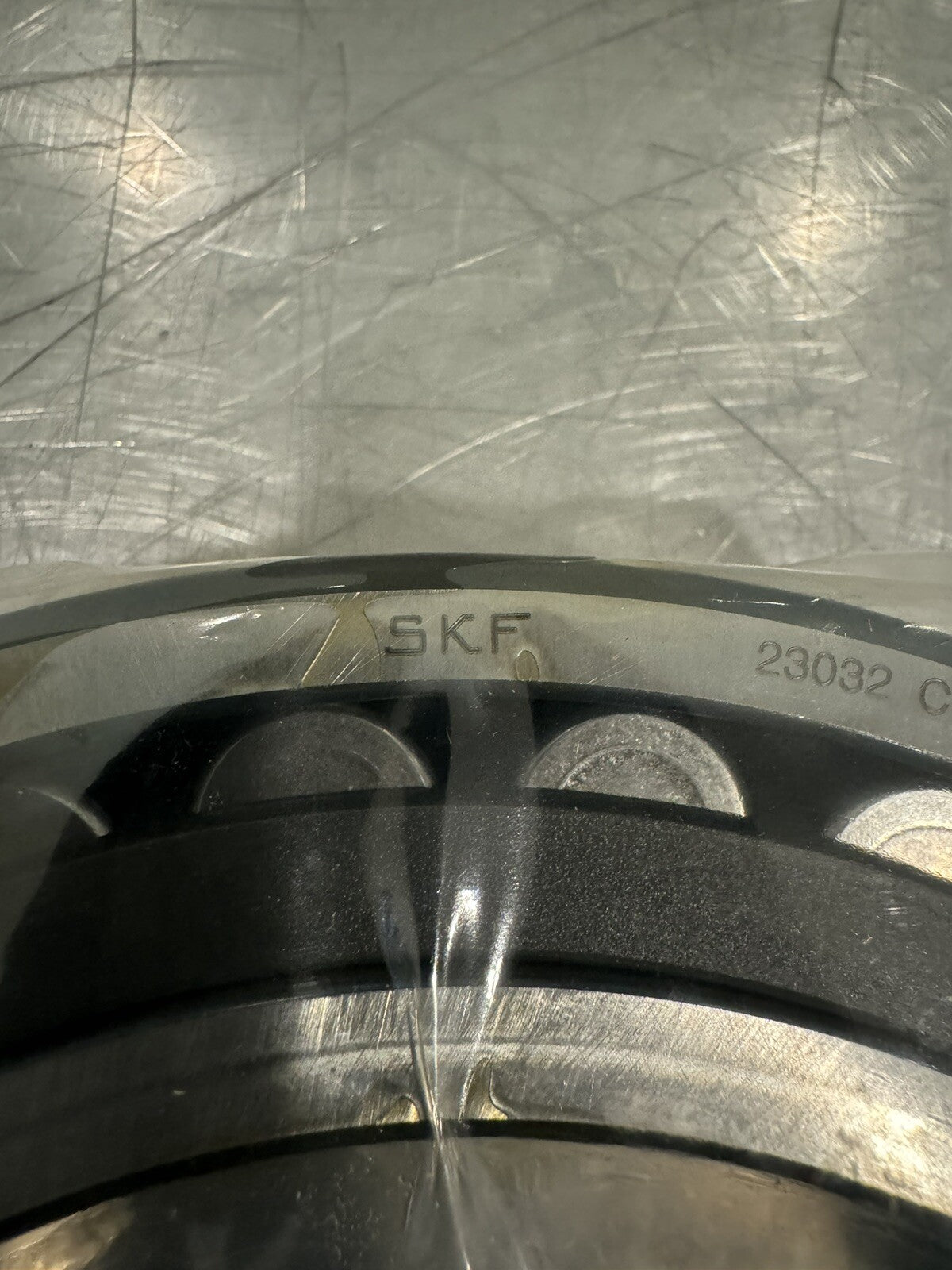 SKF 23032 CCK/W33 Spherical Roller Bearing SEALED PLASTIC NEW! FREE SHIPPING!