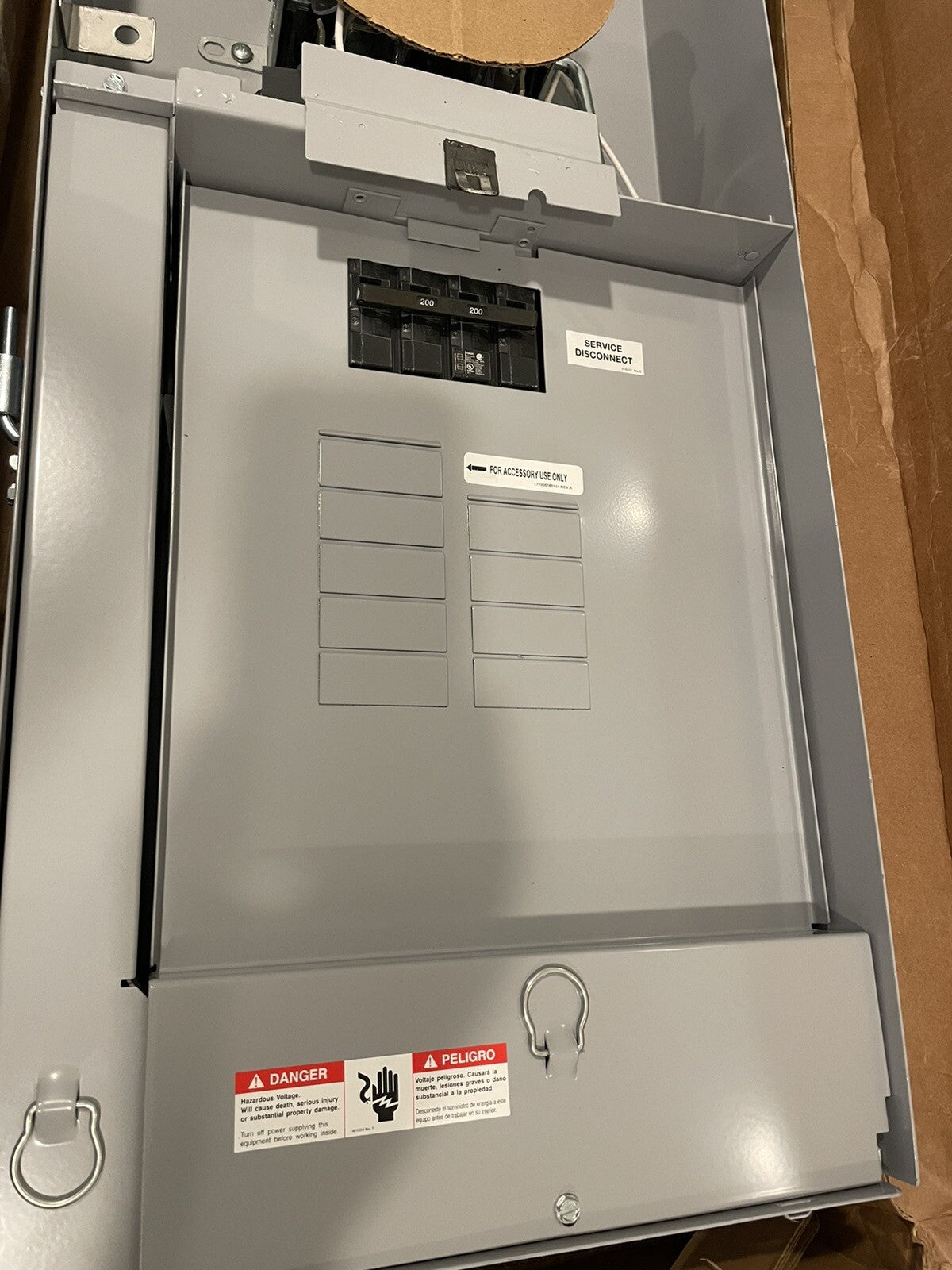 Siemens MC0816B1200JLT Load Center Combo Meter Socket 200A 8 Spaces NEW IN BOX!