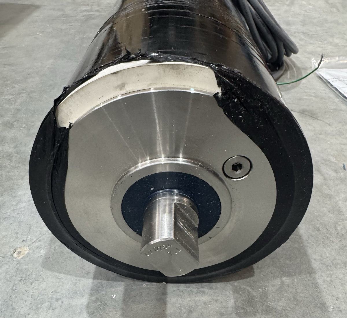 Sparks Conveyor Roller 460V 1.00/4P HP 1680 RPM Length 29.530 104 FPM NEW!