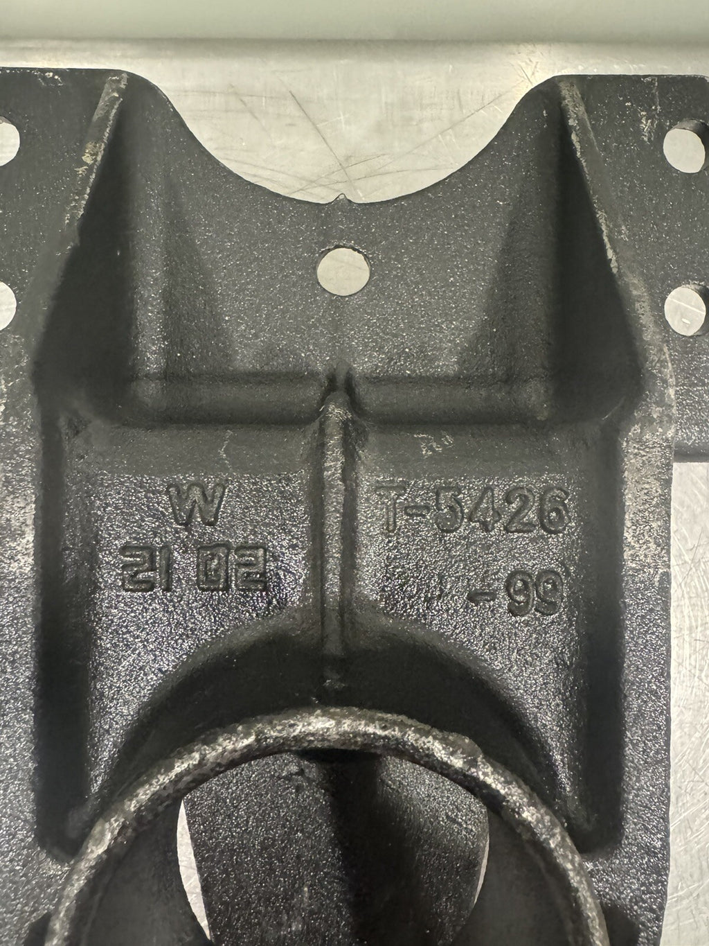 Reyco T5426 Center Hanger Flange Mount 44534 NEW! FREE SHIPPING!