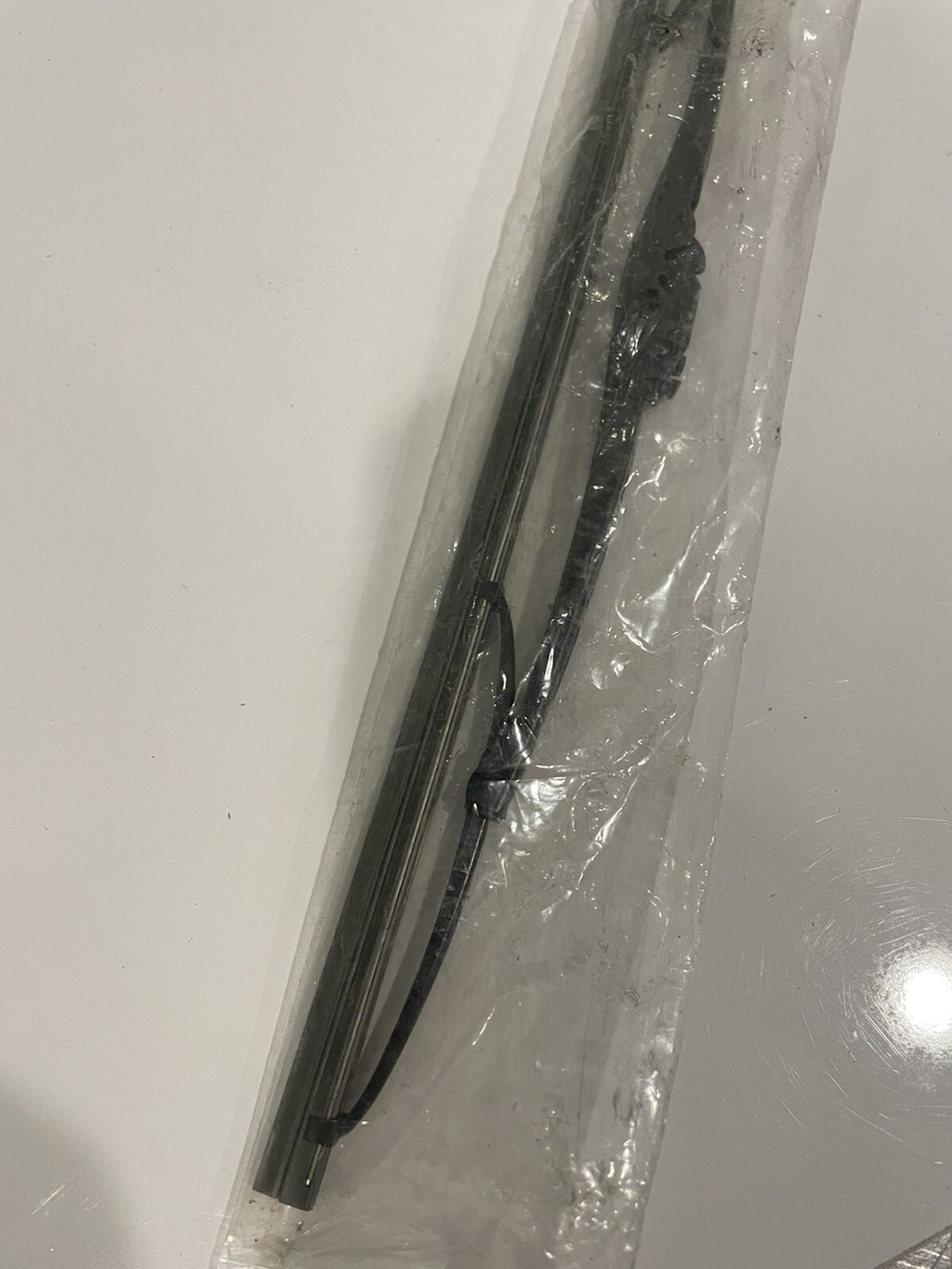 Magneti Marelli 1AMWC015BA-001 Winshield Wiper Blade NEW! FREE SHIPPING!
