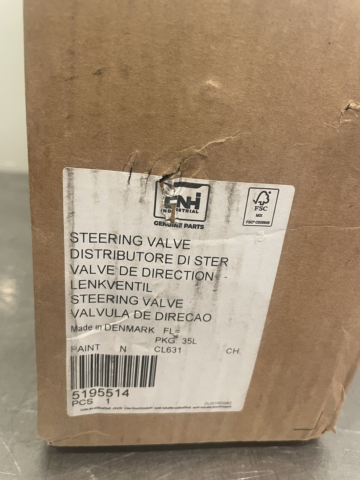 CNH 5195514 Steering valve Hydraulic Case New Holland NEW IN BOX! FREE SHIPPING 
