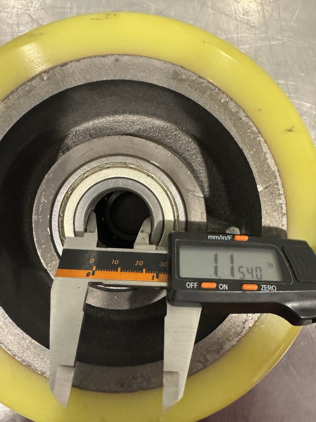 Load Wheel 4” x 8” W/ Hub Bearing Poly Yellow NEW! FREE SHIPPING!
