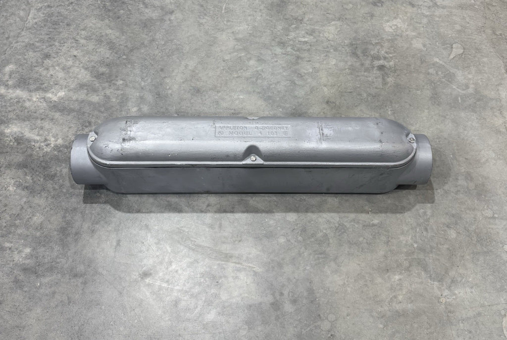 Appleton O-Z/Gedney 4 103 Conduit Body W/ Cover NEW! FREE SHIPPING!