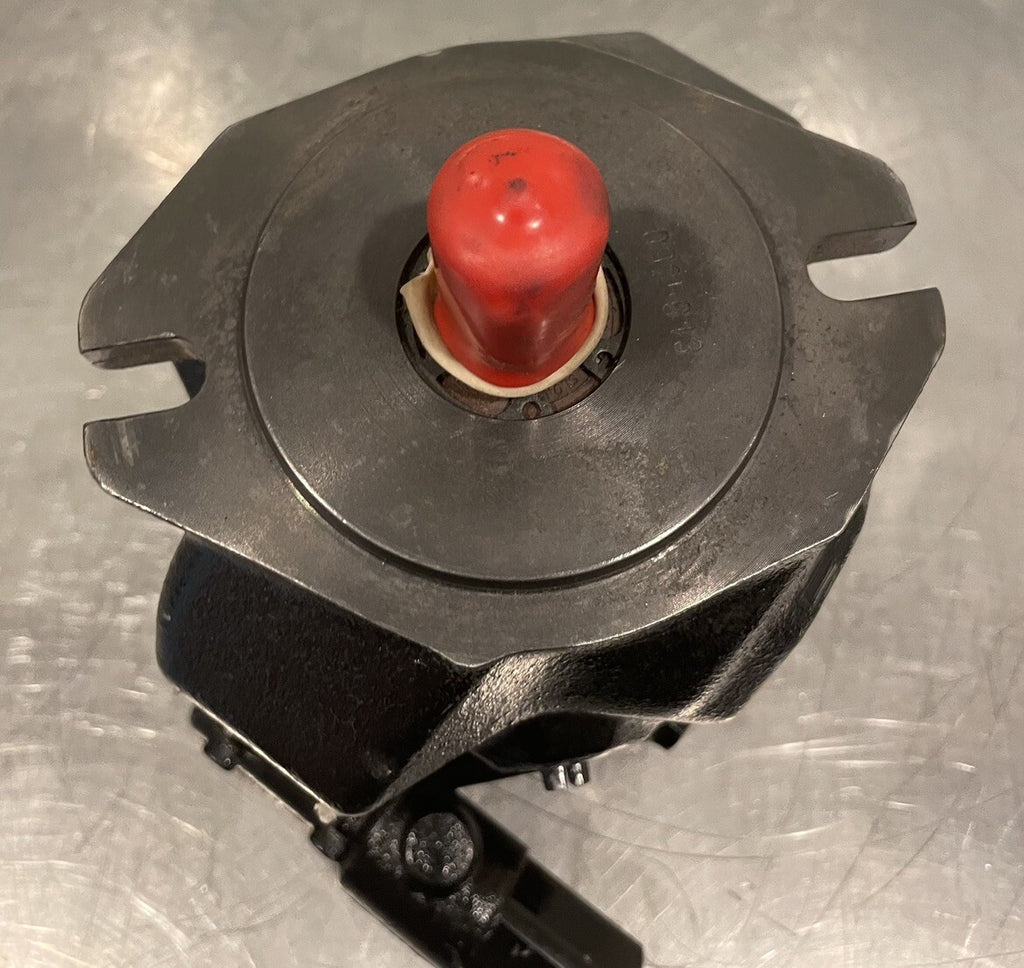 AA10VSO18DR1/31R-PKC62K01-S1749 Hydraulic Axial Piston Pump NEW! FREE SHIPPING!